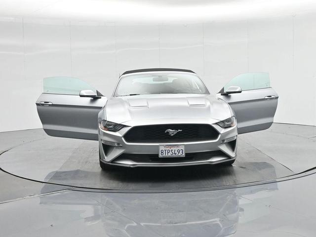 Photo of 2020 Iconic Silver Metallic Ford Mustang