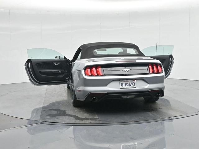 Photo of 2020 Iconic Silver Metallic Ford Mustang