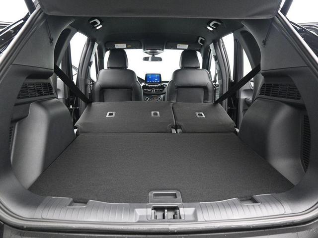 Photo of 2025 Black Metallic Ford Escape