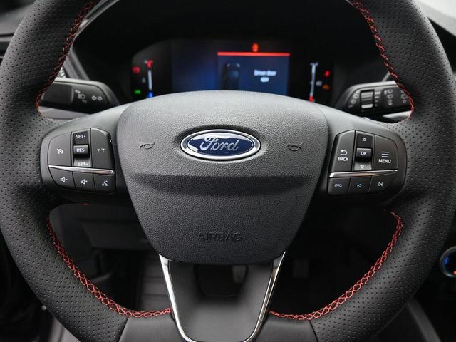 Photo of 2025 Black Metallic Ford Escape