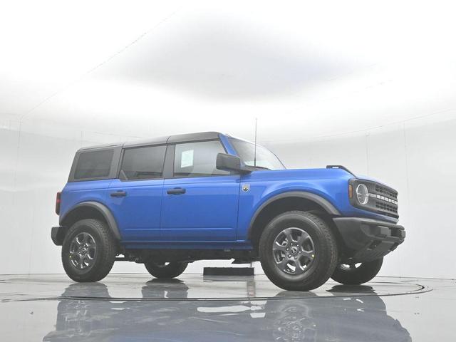 Photo of 2025 Blue Metallic Ford Bronco
