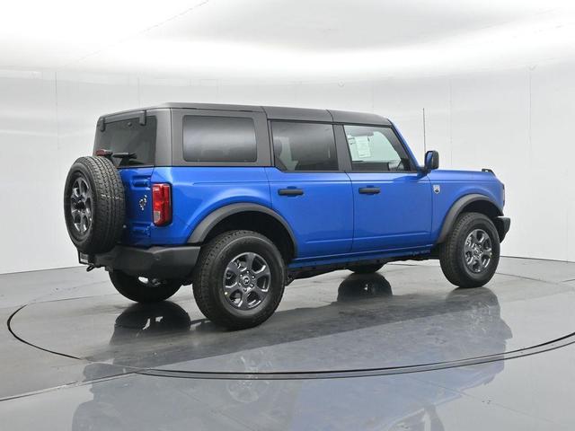 Photo of 2025 Blue Metallic Ford Bronco