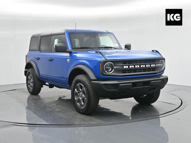 Photo of 2025 Blue Metallic Ford Bronco
