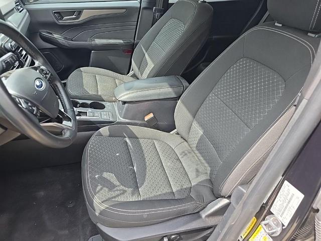 Photo of 2023 Agate Black Metallic Ford Escape