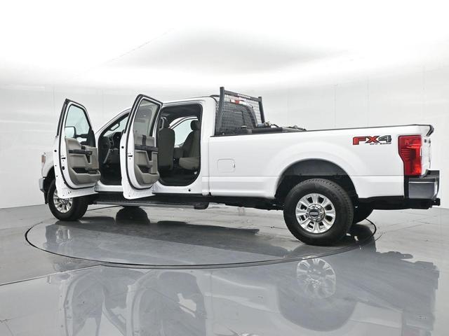 Photo of 2021 Oxford White Ford F-350