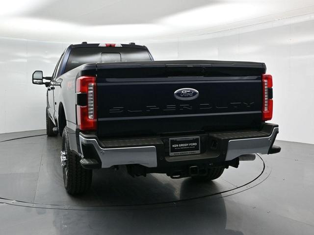 Photo of 2025 Blue Metallic Ford F-350