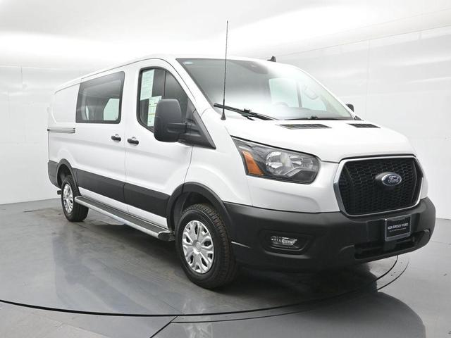 Photo of 2023 Oxford White Ford Transit-250