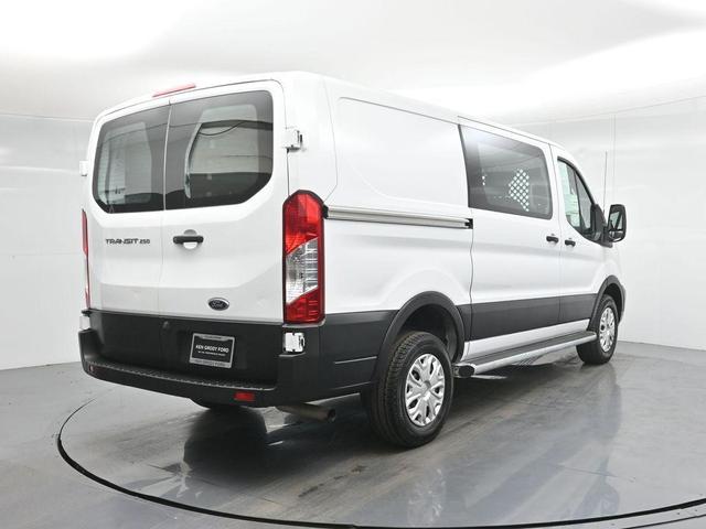 Photo of 2023 Oxford White Ford Transit-250