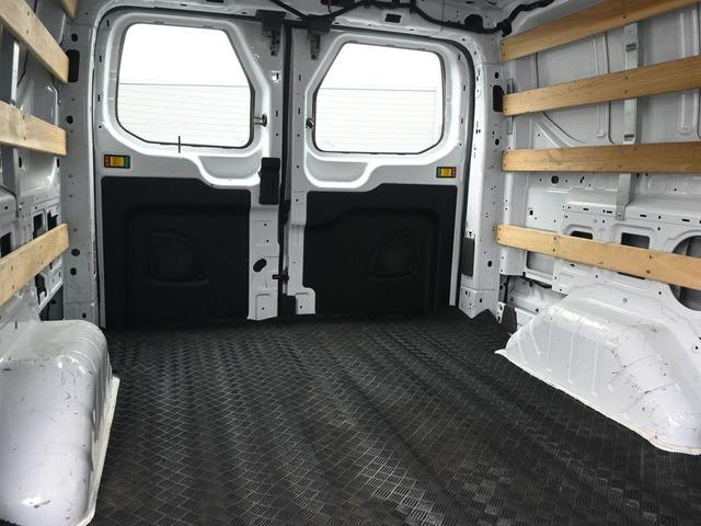 Photo of 2023 Oxford White Ford Transit-250