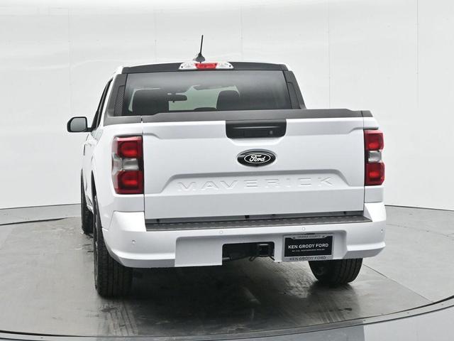 Photo of 2025 Oxford White Ford Maverick