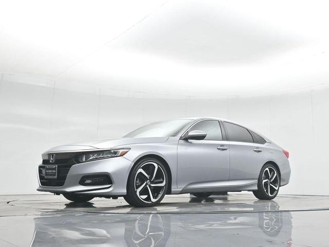 Photo of 2019 Lunar Silver Metallic Honda Accord