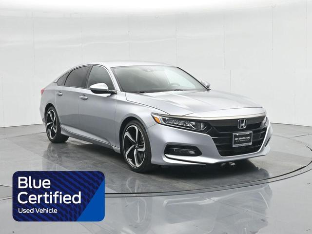 Photo of 2019 Lunar Silver Metallic Honda Accord