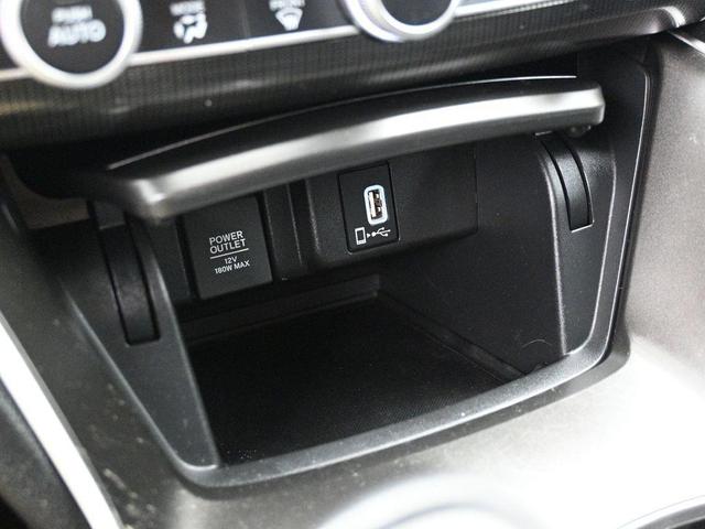 Photo of 2019 Lunar Silver Metallic Honda Accord