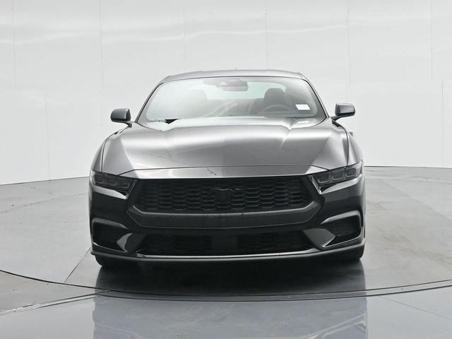 Photo of 2025 Shadow Black Ford Mustang