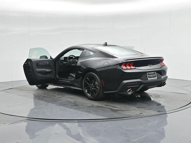 Photo of 2025 Shadow Black Ford Mustang