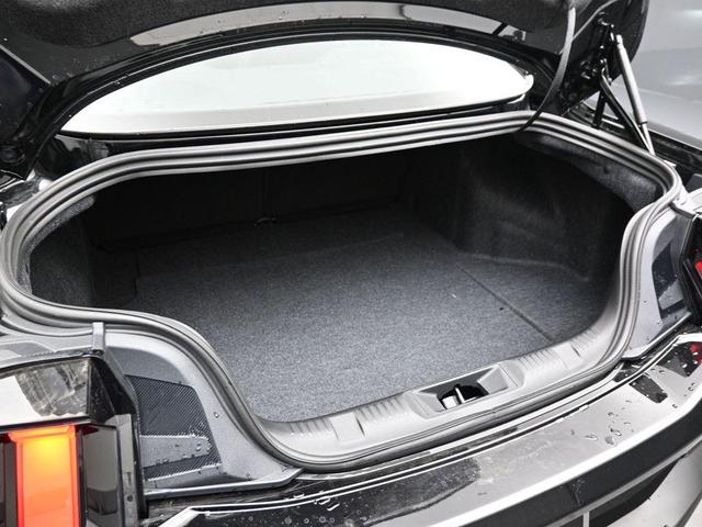 Photo of 2025 Shadow Black Ford Mustang
