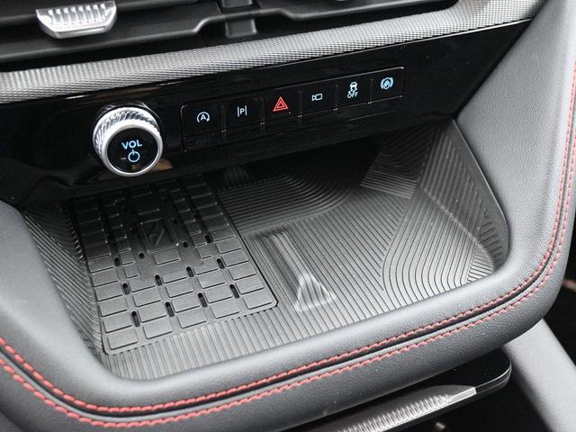 Photo of 2025 Gray Ford Explorer