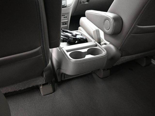 Photo of 2016 Smoky Topaz Metallic Honda Odyssey