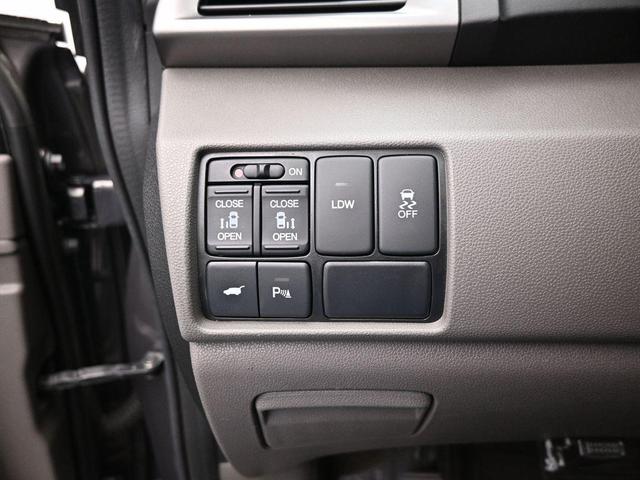 Photo of 2016 Smoky Topaz Metallic Honda Odyssey