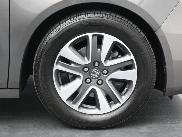 Photo of 2016 Smoky Topaz Metallic Honda Odyssey