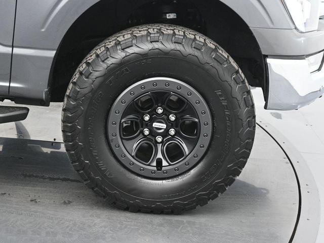 Photo of 2022 Carbonized Gray Metallic Ford F-150