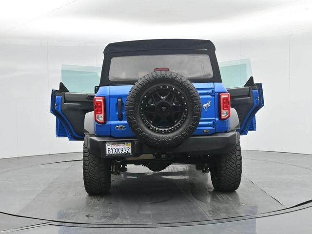 Photo of 2021 Blue Ford Bronco