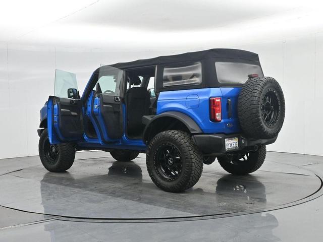 Photo of 2021 Blue Ford Bronco