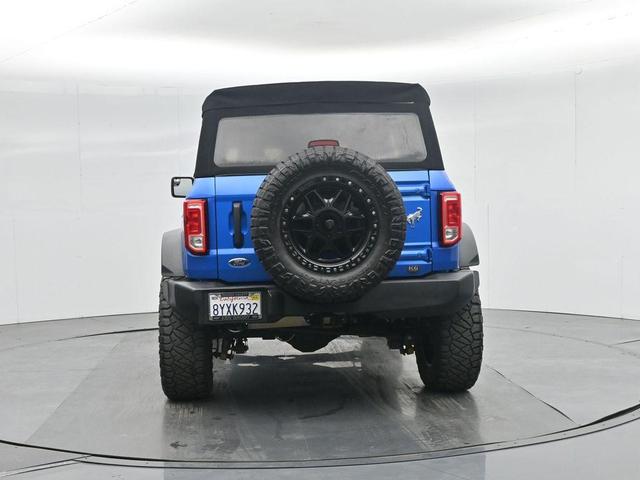 Photo of 2021 Blue Ford Bronco
