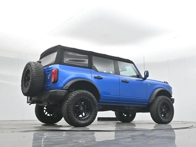 Photo of 2021 Blue Ford Bronco