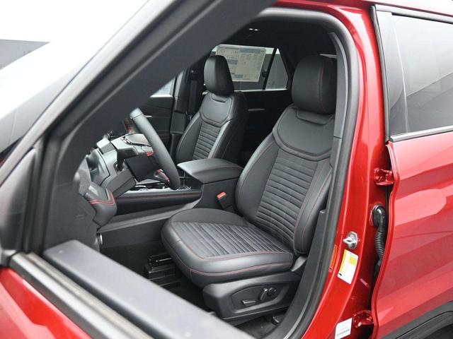 Photo of 2025 Red Metallic Ford Explorer