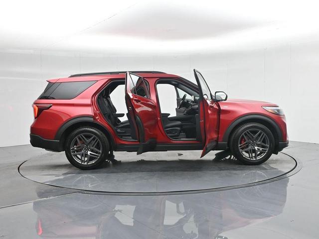 Photo of 2025 Red Metallic Ford Explorer