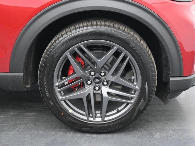 Photo of 2025 Red Metallic Ford Explorer