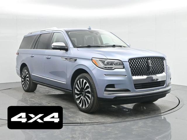 2022 Lincoln Navigator L