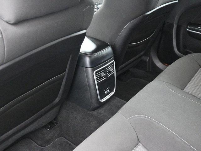 Photo of 2021 White Knuckle Clearcoat Dodge Charger