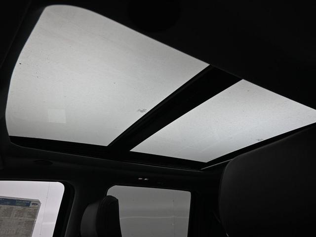 Photo of 2025 Black Ford F-250