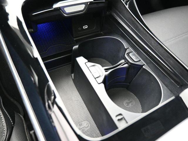 Photo of 2024 Black Mercedes-Benz C-Class