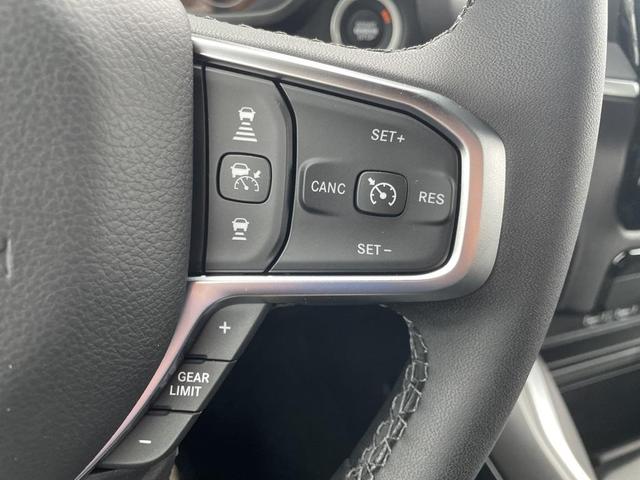 Photo of 2025 Billet Silver Metallic Clearcoat RAM 1500
