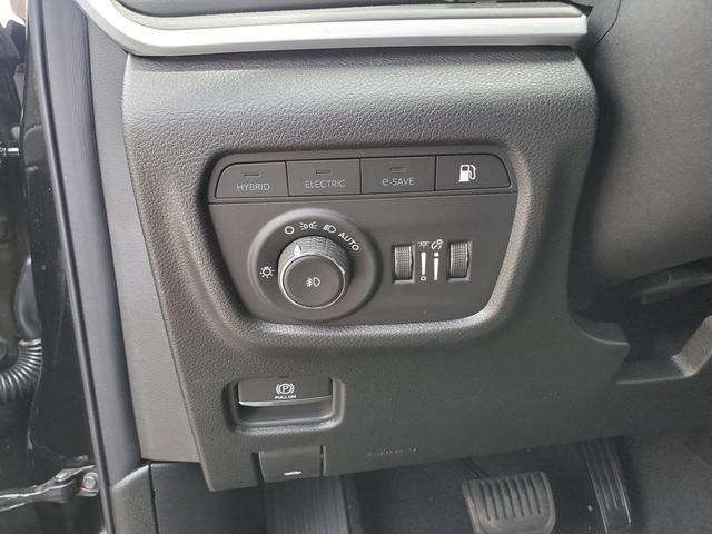 Photo of 2025 Diamond Black Jeep Grand Cherokee 4xe