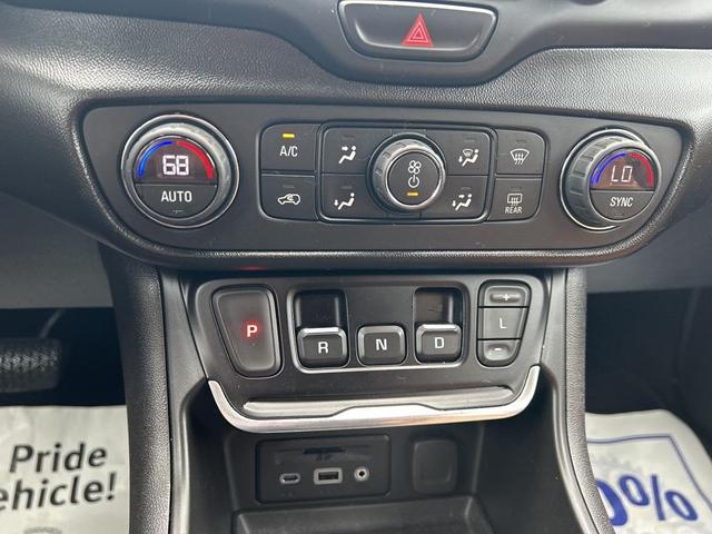 Photo of 2018 Summit White GMC Terrain