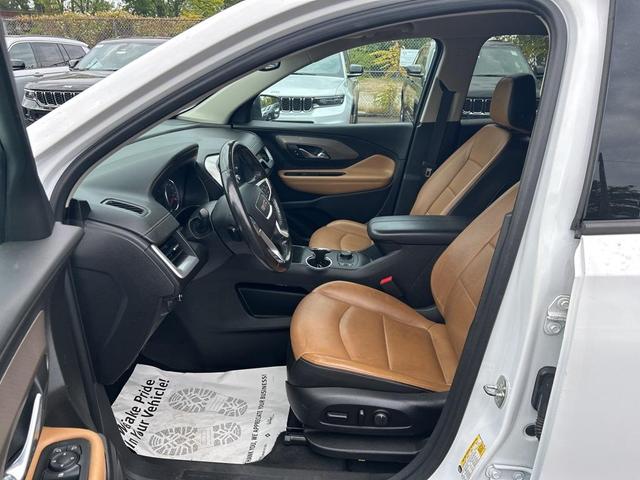 Photo of 2018 Summit White GMC Terrain