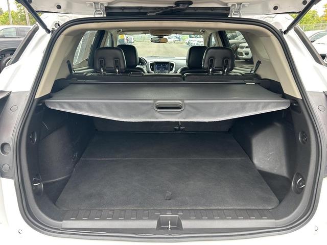 Photo of 2018 Summit White GMC Terrain
