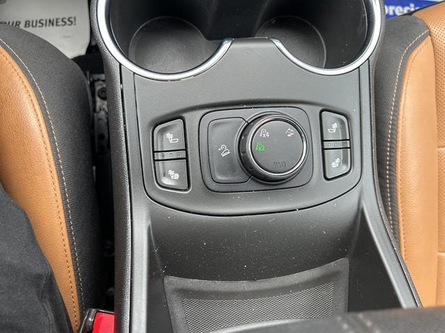 Photo of 2018 Summit White GMC Terrain