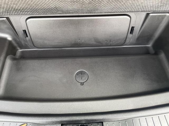 Photo of 2021 Silver Zynith Jeep Grand Cherokee L