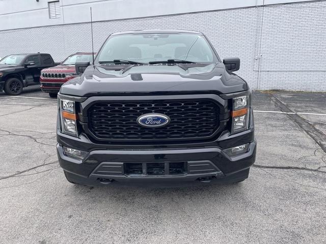 Photo of 2023 Agate Black Metallic Ford F-150