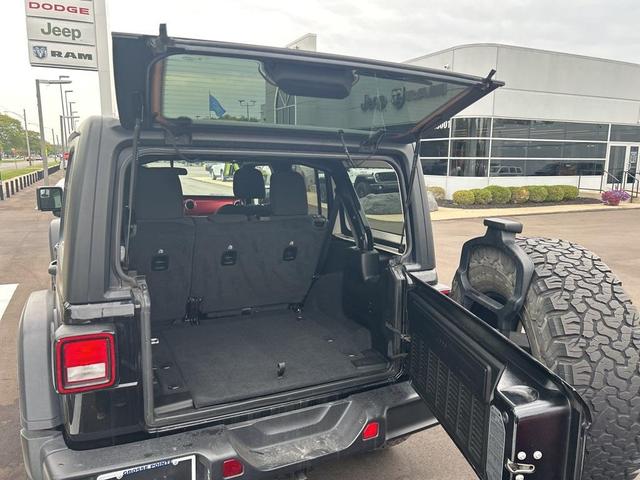 Photo of 2021 Black Clearcoat Jeep Wrangler Unlimited