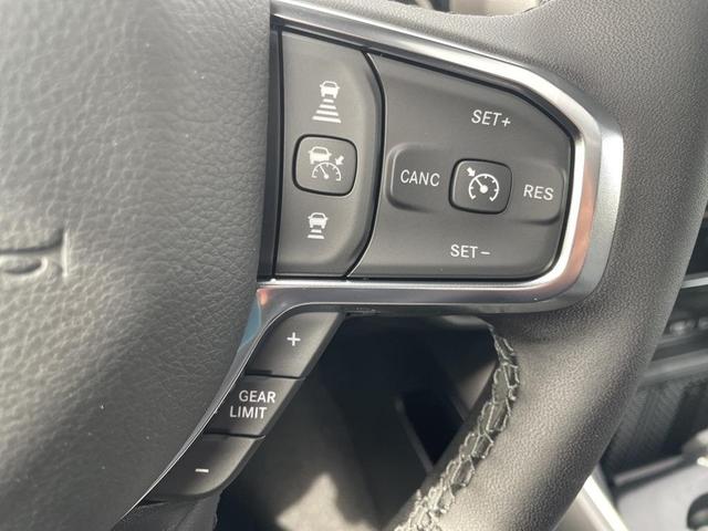 Photo of 2025 Bright White Clearcoat RAM 1500