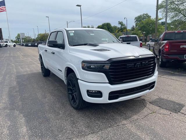 Photo of 2025 Bright White Clearcoat RAM 1500