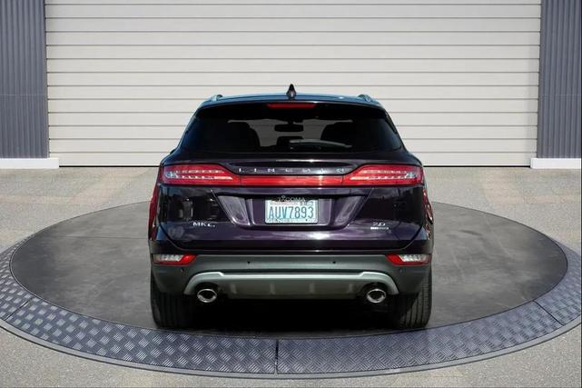 Photo of 2015 Tahitian Pearl Metallic Lincoln MKC