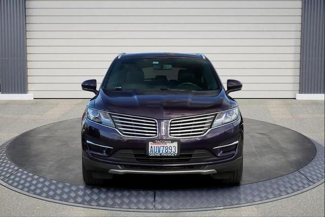 Photo of 2015 Tahitian Pearl Metallic Lincoln MKC