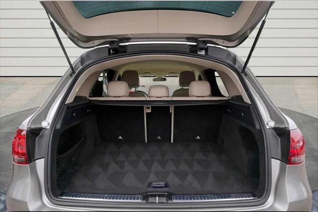 Photo of 2020 Silver Mercedes-Benz GLC 300